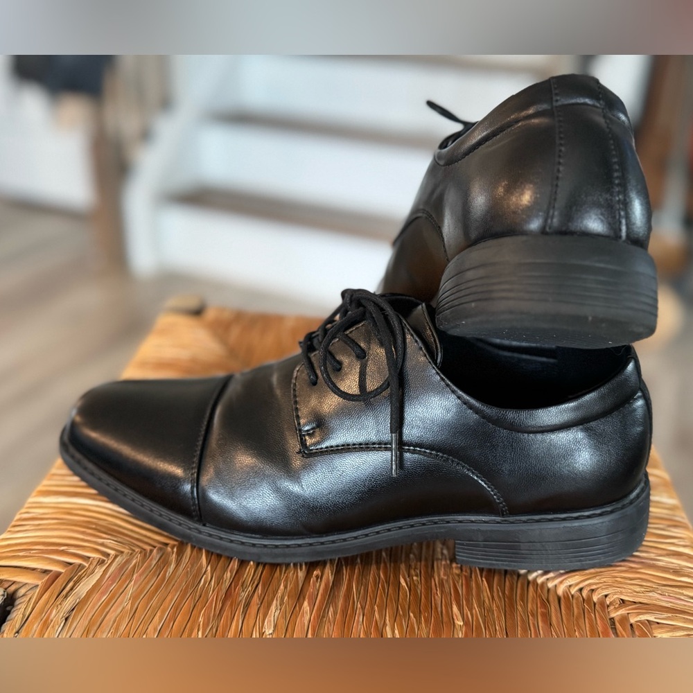 VAN HEUSEN EMERY - Picture 2 of 6